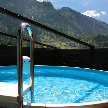 Sabrina Mit Aussenpool Im Sommer Vakantiehuis *