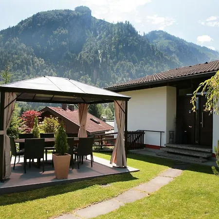 Ferienhaus Sabrina Mit Außenpool Im Sommer Kaprun